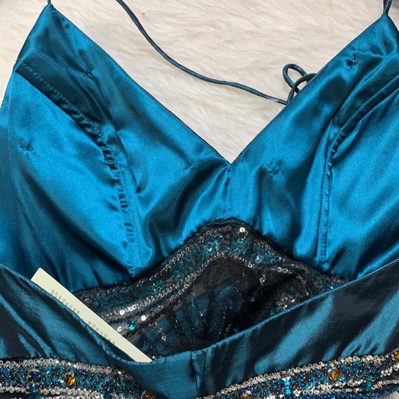 Party time by Lisa Kane 8 NWT - Picture 11 of 12